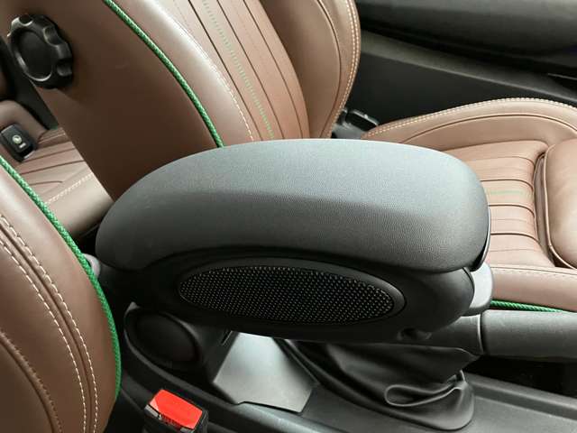 ミニ ミニ クーパーＤ ３ドア ６０イヤーズ エディション R2年 (近畿) 99