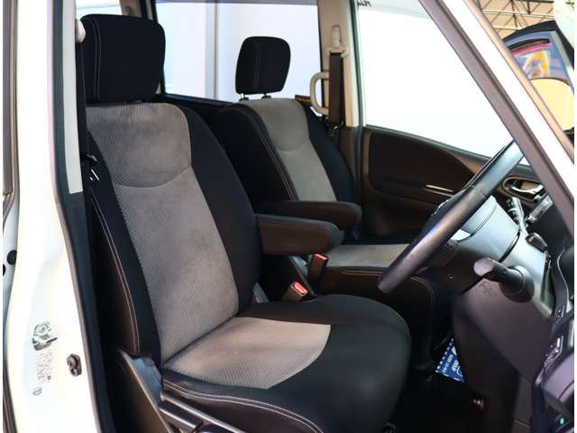 日産 セレナ ２．０ ライダー ブラックライン Ｓ－ＨＹＢＲＩＤ H26年 (関東) 99