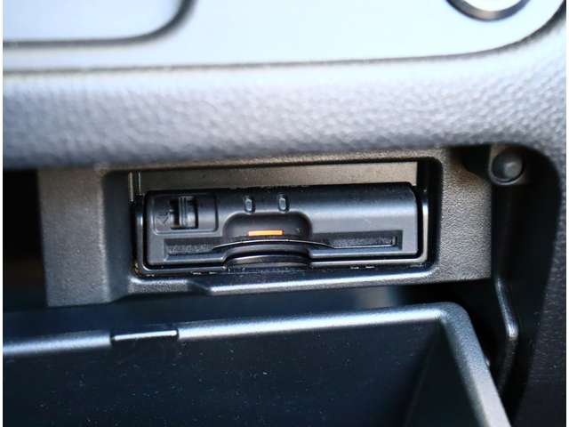 日産 セレナ ２．０ ライダー ブラックライン Ｓ－ＨＹＢＲＩＤ H26年 (関東) 99