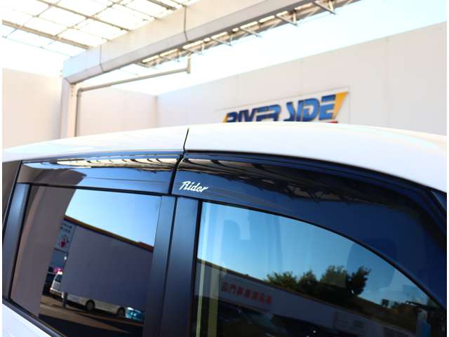 日産 セレナ ２．０ ライダー ブラックライン Ｓ－ＨＹＢＲＩＤ H26年 (関東) 99