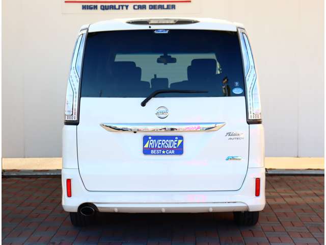 日産 セレナ ２．０ ライダー ブラックライン Ｓ－ＨＹＢＲＩＤ H26年 (関東) 99