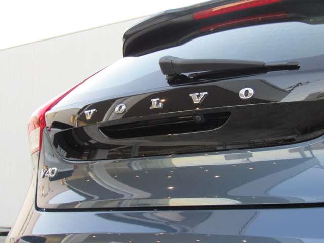 ボルボ Ｖ４０ Ｔ３　インスクリプション H29年 (関東) 99