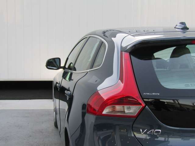 ボルボ Ｖ４０ Ｔ３　インスクリプション H29年 (関東) 99