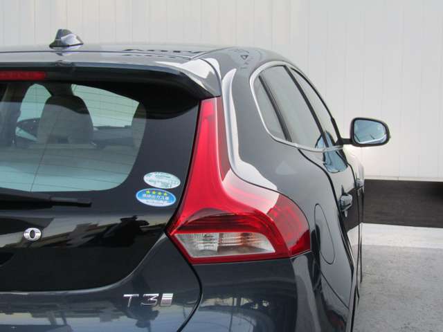 ボルボ Ｖ４０ Ｔ３　インスクリプション H29年 (関東) 99