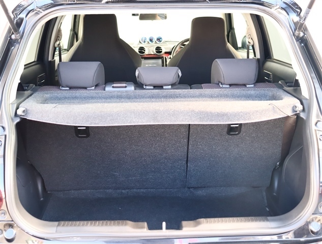 スズキ スイフト スポーツ １．４ R1年 (関東) 99