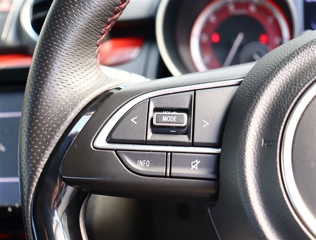 スズキ スイフト スポーツ １．４ R1年 (関東) 99