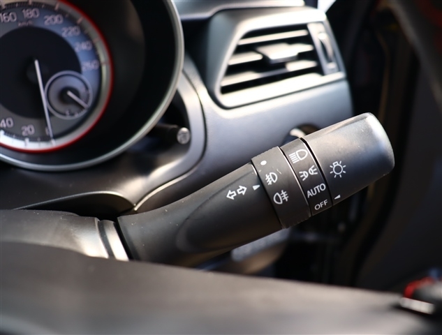 スズキ スイフト スポーツ １．４ R1年 (関東) 99