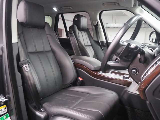 ランドローバー レンジローバー ３．０ Ｖ６ スーパーチャージド （３４０ＰＳ） ヴォーグ ４ＷＤ H27年 (関東) 99