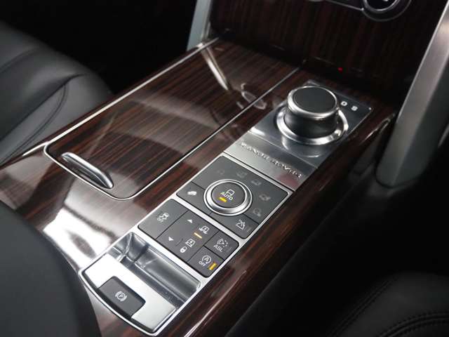 ランドローバー レンジローバー ３．０ Ｖ６ スーパーチャージド （３４０ＰＳ） ヴォーグ ４ＷＤ H27年 (関東) 99