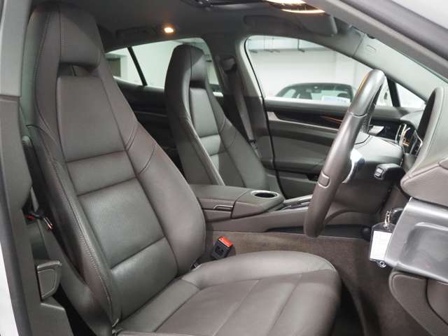 ポルシェ パナメーラ ３．６ ＰＤＫ H26年 (関東) 99