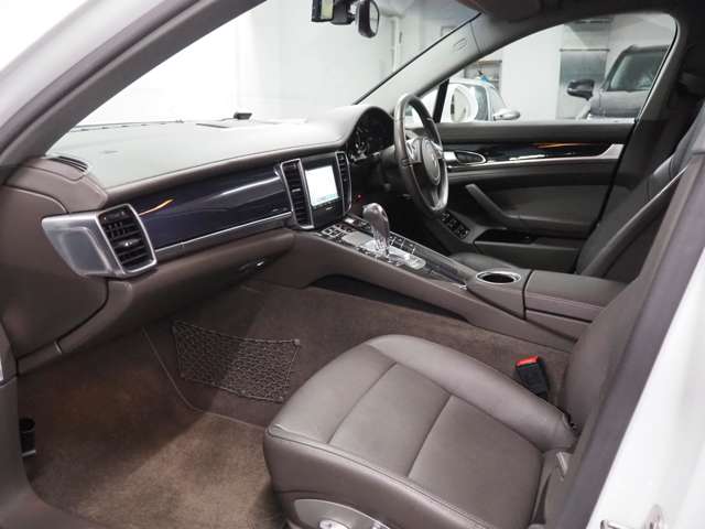 ポルシェ パナメーラ ３．６ ＰＤＫ H26年 (関東) 99