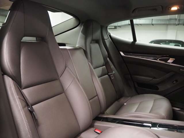 ポルシェ パナメーラ ３．６ ＰＤＫ H26年 (関東) 99