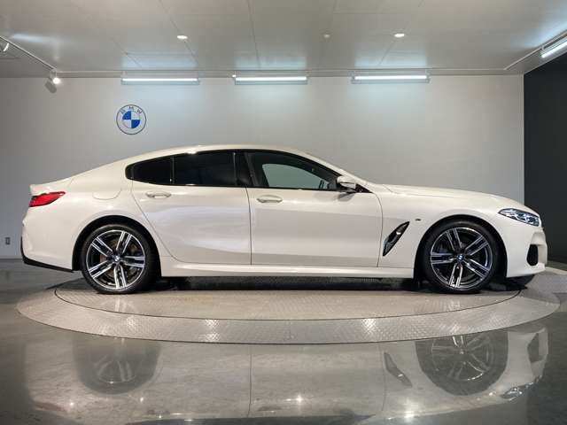 ＢＭＷ ８シリーズ ８４０Ｄ Ｘドライブ Ｍスポーツ ディーゼルターボ ４ＷＤ R3年 (近畿) 99