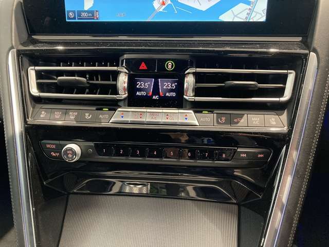 ＢＭＷ ８シリーズ ８４０Ｄ Ｘドライブ Ｍスポーツ ディーゼルターボ ４ＷＤ R3年 (近畿) 99