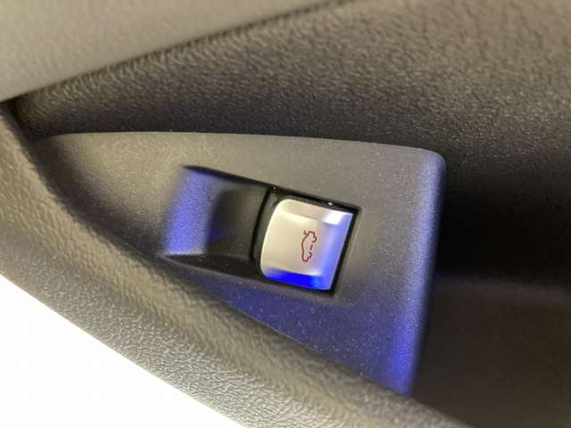 ＢＭＷ ８シリーズ ８４０Ｄ Ｘドライブ Ｍスポーツ ディーゼルターボ ４ＷＤ R3年 (近畿) 99