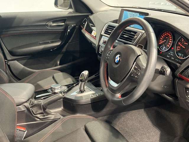 ＢＭＷ １シリーズ １１８ｉ　スポーツ H29年 (近畿) 99