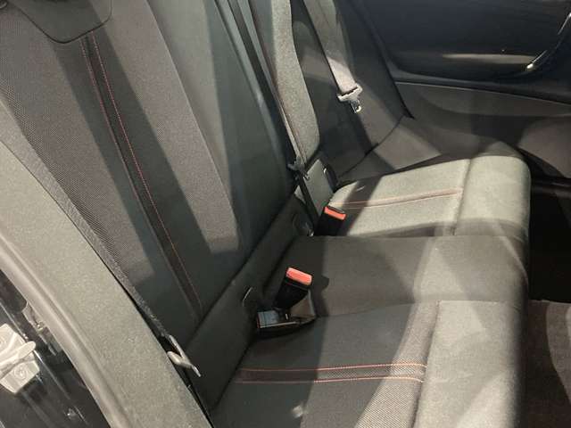 ＢＭＷ １シリーズ １１８ｉ　スポーツ H29年 (近畿) 99