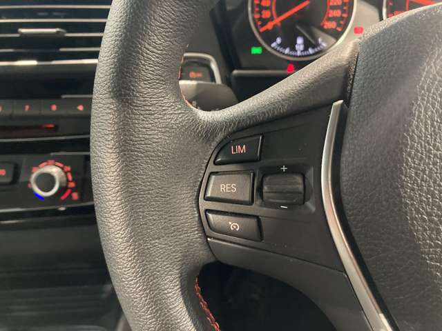 ＢＭＷ １シリーズ １１８ｉ　スポーツ H29年 (近畿) 99