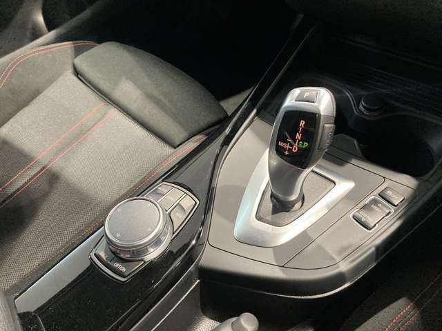 ＢＭＷ １シリーズ １１８ｉ　スポーツ H29年 (近畿) 99