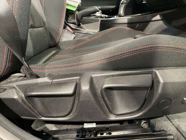 ＢＭＷ １シリーズ １１８ｉ　スポーツ H29年 (近畿) 99