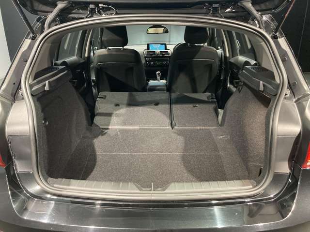 ＢＭＷ １シリーズ １１８ｉ　スポーツ H29年 (近畿) 99