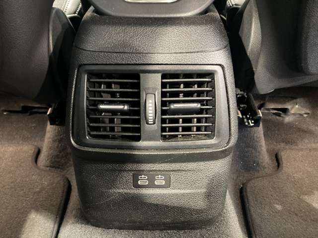 ＢＭＷ ２シリーズアクティブツアラー ２１８Ｉ スポーツ ＤＣＴ H30年 (近畿) 99