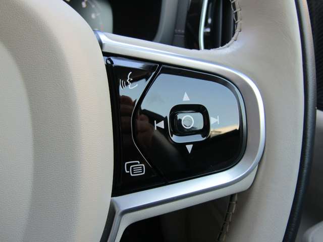 ボルボ Ｖ６０クロスカントリー Ｔ５ ＡＷＤ プロ ４ＷＤ R1年 (関東) 99