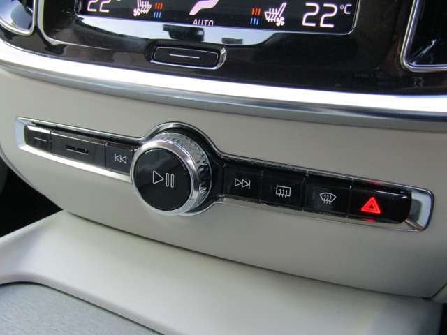 ボルボ Ｖ６０クロスカントリー Ｔ５ ＡＷＤ プロ ４ＷＤ R1年 (関東) 99