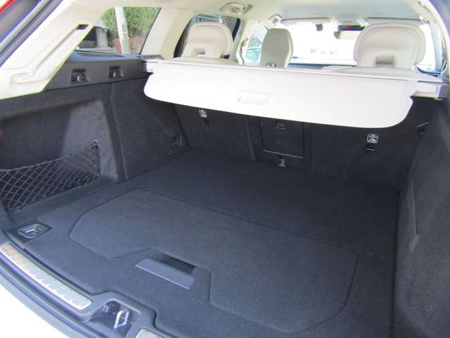 ボルボ Ｖ６０クロスカントリー Ｔ５ ＡＷＤ プロ ４ＷＤ R1年 (関東) 99