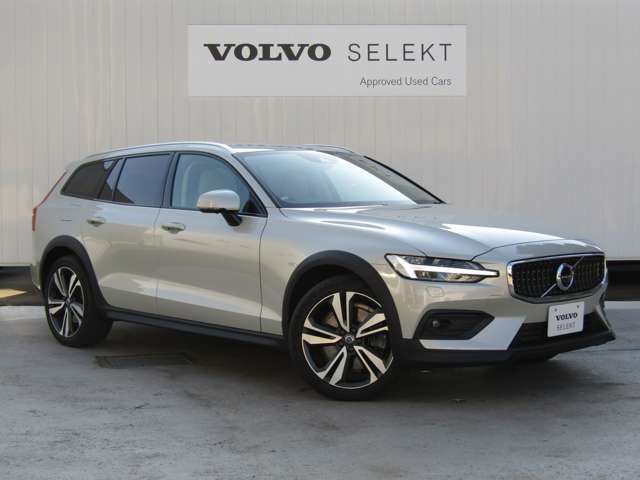 ボルボ Ｖ６０クロスカントリー Ｔ５ ＡＷＤ プロ ４ＷＤ R1年 (関東) 99