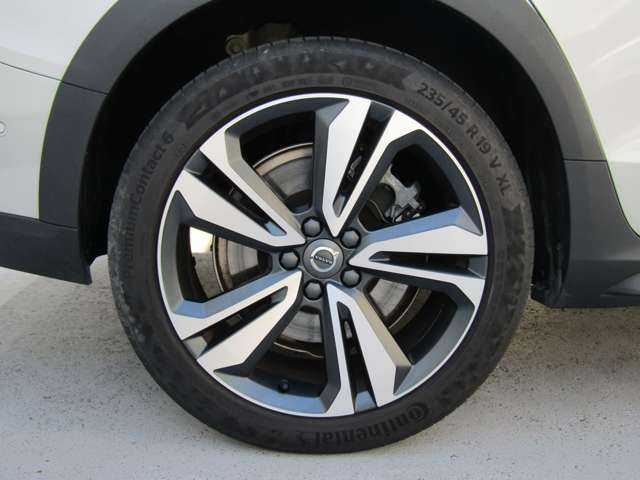 ボルボ Ｖ６０クロスカントリー Ｔ５ ＡＷＤ プロ ４ＷＤ R1年 (関東) 99