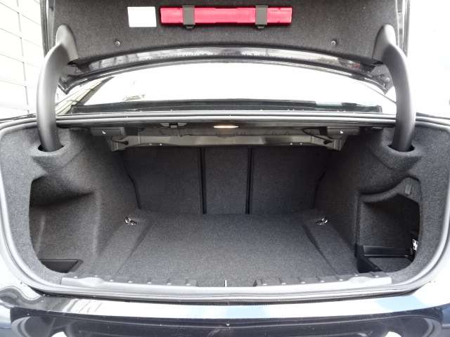 ＢＭＷ ３シリーズ ３２０ｉ　Ｍスポーツ H28年 (近畿) 99