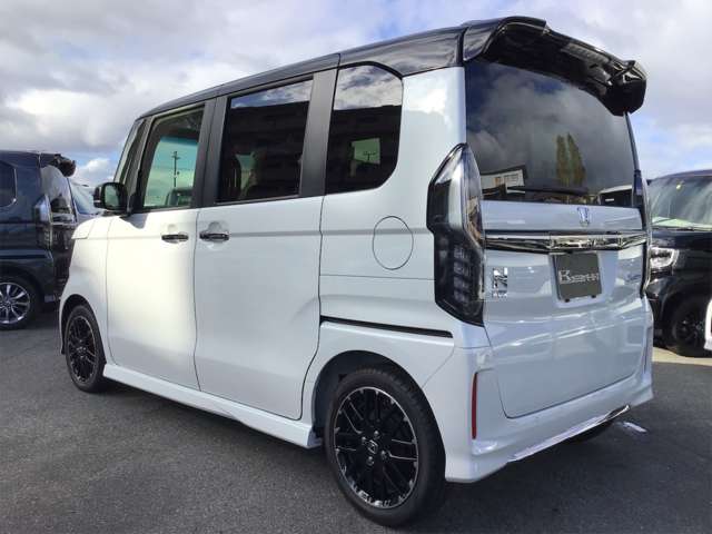 ホンダ Ｎ　ＢＯＸ カスタム ６６０ Ｌ ターボ コーディネートスタイル R5年 (近畿) 99