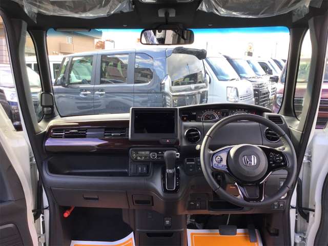 ホンダ Ｎ　ＢＯＸ カスタム ６６０ Ｌ ターボ コーディネートスタイル R5年 (近畿) 99