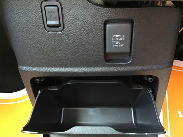 ホンダ Ｎ　ＢＯＸ カスタム ６６０ Ｌ ターボ コーディネートスタイル R5年 (近畿) 99