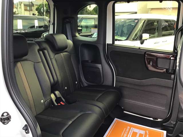 ホンダ Ｎ　ＢＯＸ カスタム ６６０ Ｌ ターボ コーディネートスタイル R5年 (近畿) 99