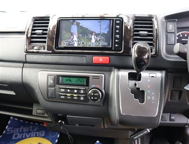 トヨタ ハイエースバン ２．８ スーパーＧＬ ダークプライムＩＩ ロングボディ ディーゼルターボ ４ＷＤ H30年 (関東) 99