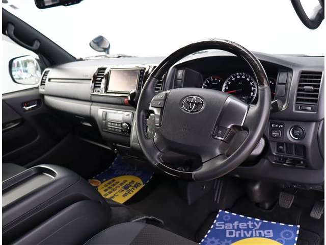 トヨタ ハイエースバン ２．８ スーパーＧＬ ダークプライムＩＩ ロングボディ ディーゼルターボ ４ＷＤ H30年 (関東) 99