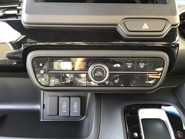 ホンダ Ｎ　ＢＯＸ カスタム ６６０ Ｌ ターボ R5年 (近畿) 99