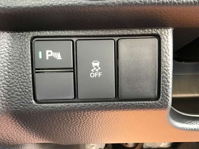 ホンダ Ｎ　ＢＯＸ カスタム ６６０ Ｌ ターボ R5年 (近畿) 99