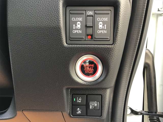 ホンダ Ｎ　ＢＯＸ カスタム ６６０ Ｌ ターボ R5年 (近畿) 99