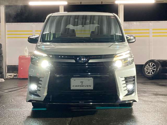 トヨタ ヴォクシー １．８ ハイブリッド ＺＳ 煌ＩＩ H29年 (東北) 99