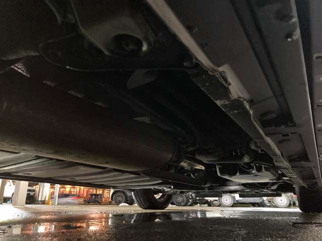 トヨタ ヴォクシー １．８ ハイブリッド ＺＳ 煌ＩＩ H29年 (東北) 99