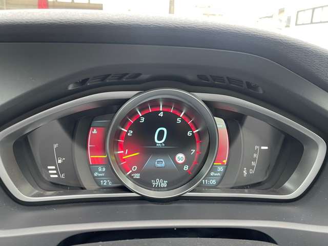 ボルボ Ｖ４０クロスカントリー Ｔ５ ４ＷＤ H27年 (東北) 99