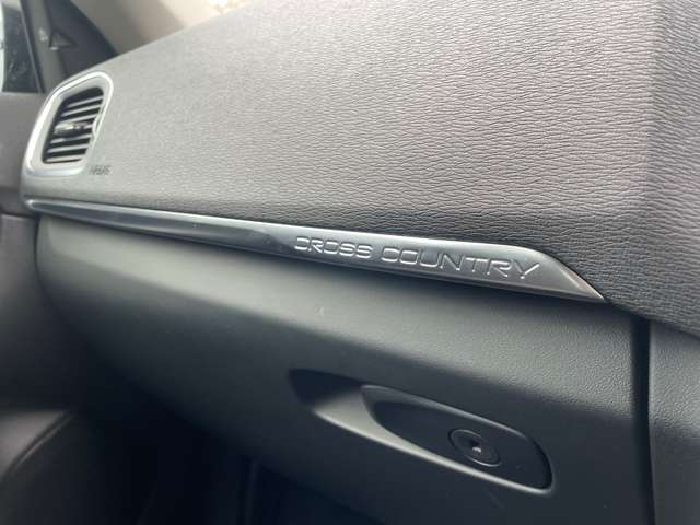 ボルボ Ｖ４０クロスカントリー Ｔ５ ４ＷＤ H27年 (東北) 99