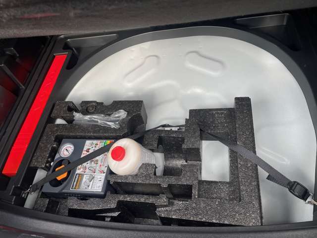 ボルボ Ｖ４０クロスカントリー Ｔ５ ４ＷＤ H27年 (東北) 99