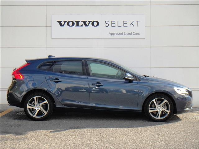 ボルボ Ｖ４０ Ｔ３　モメンタム H28年 (東北) 99