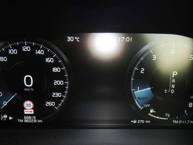 ボルボ ＸＣ６０ Ｔ５ ＡＷＤ インスクリプション ４ＷＤ H30年 (東北) 99