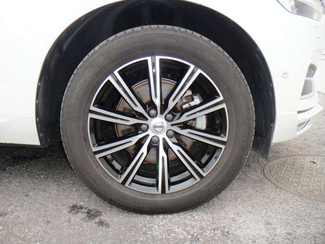 ボルボ ＸＣ６０ Ｔ５ ＡＷＤ インスクリプション ４ＷＤ H30年 (東北) 99