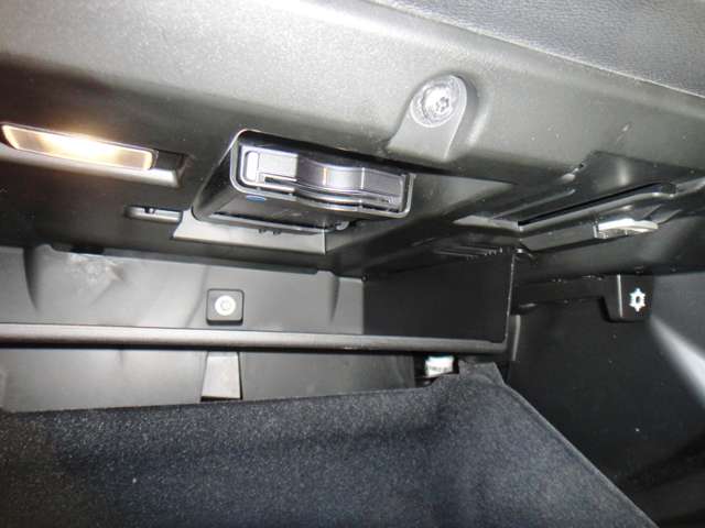 ボルボ ＸＣ６０ Ｔ５ ＡＷＤ インスクリプション ４ＷＤ H30年 (東北) 99